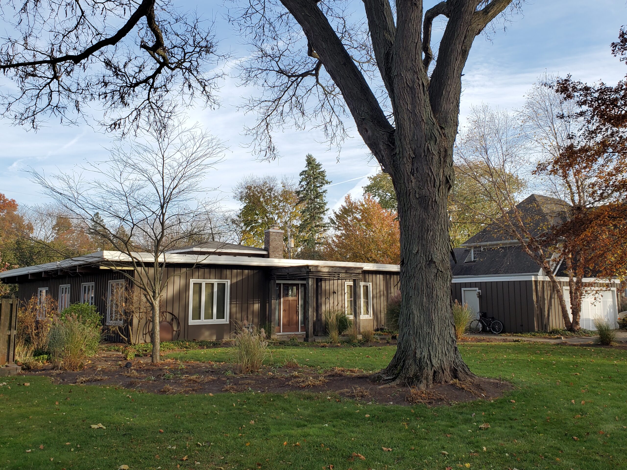 401 Pine